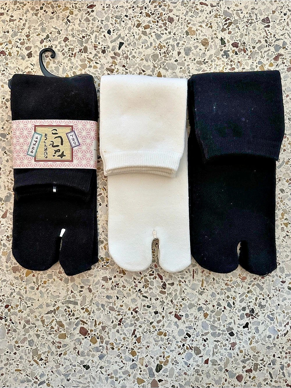 3-Pair Japanese Tabi Black & White Flip Flop Socks NWT